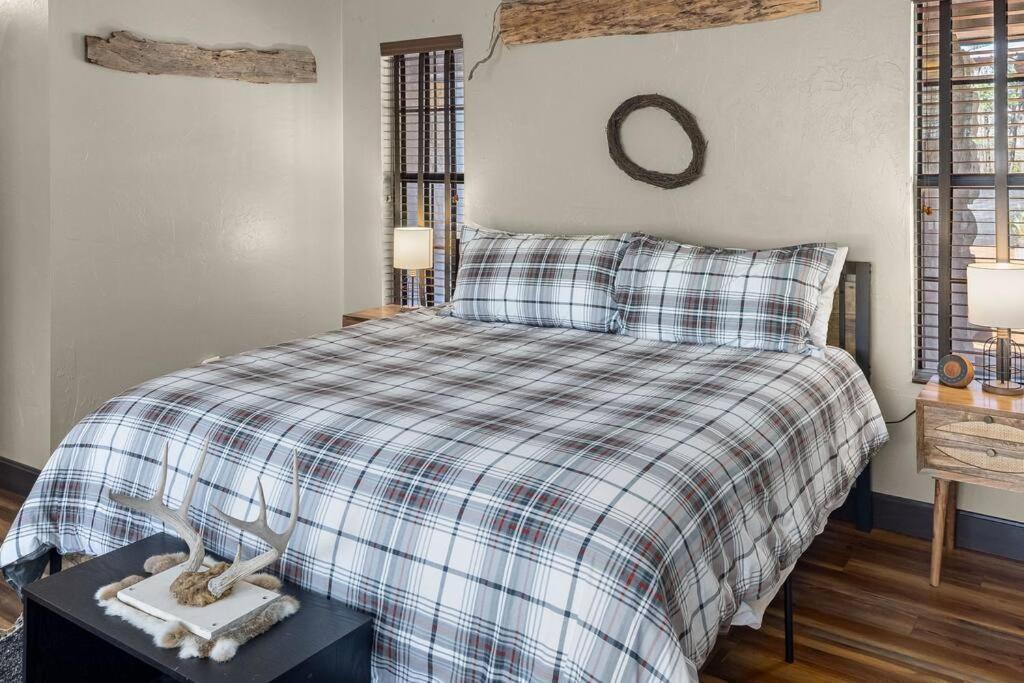 Stonegate Lodge Bear'S Den Kitchen, Pool, Firepit, Wifi ,Smart Tvs Eureka Springs Luaran gambar