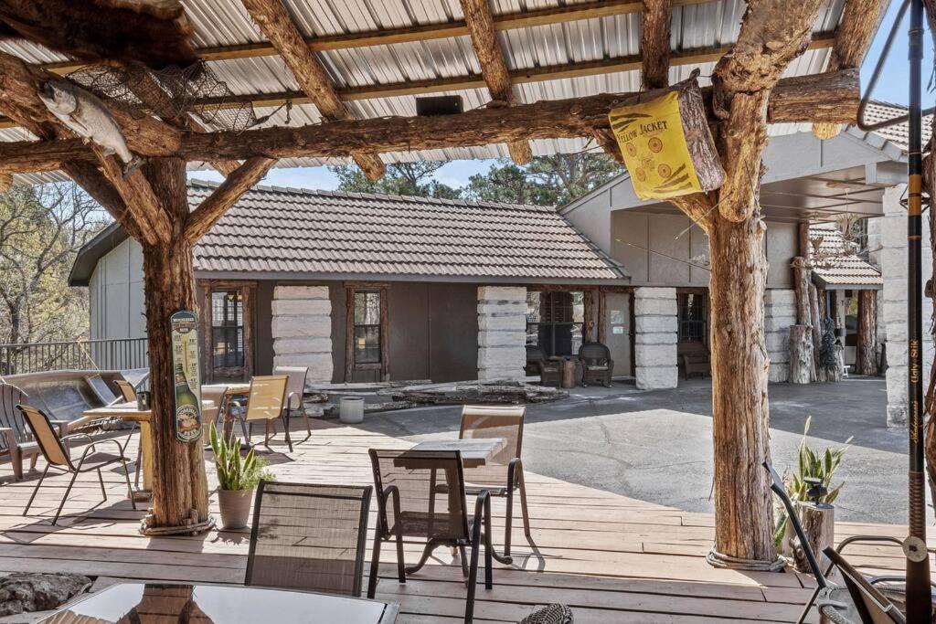 Stonegate Lodge Bear'S Den Kitchen, Pool, Firepit, Wifi ,Smart Tvs Eureka Springs Luaran gambar
